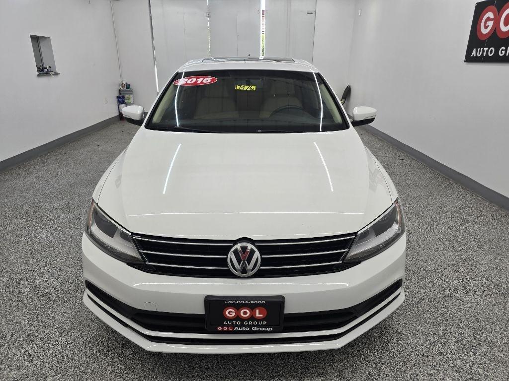 Volkswagen Jetta SE 6A 2016
