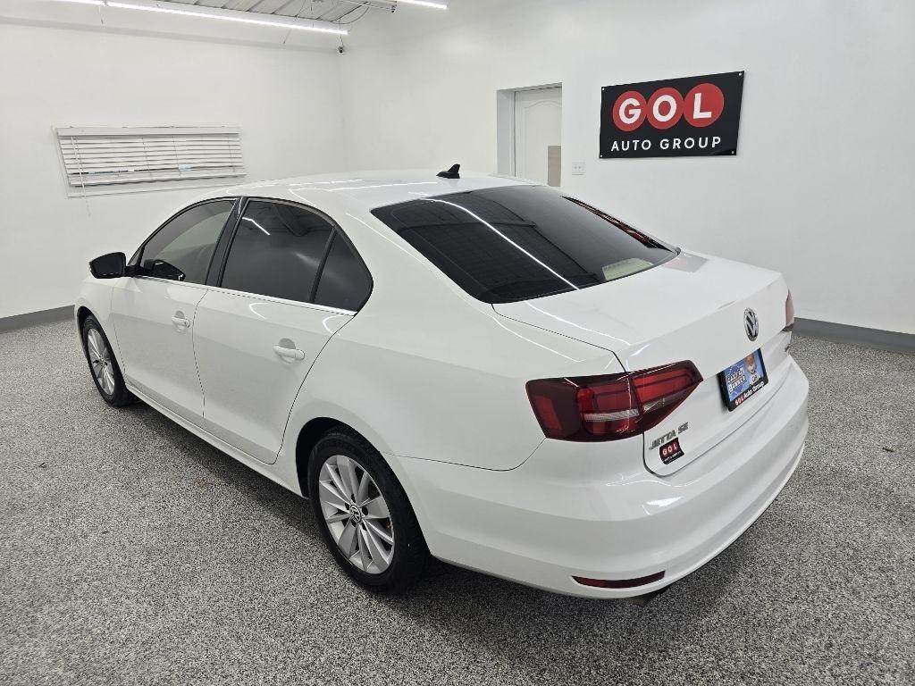 Volkswagen Jetta SE 6A 2016