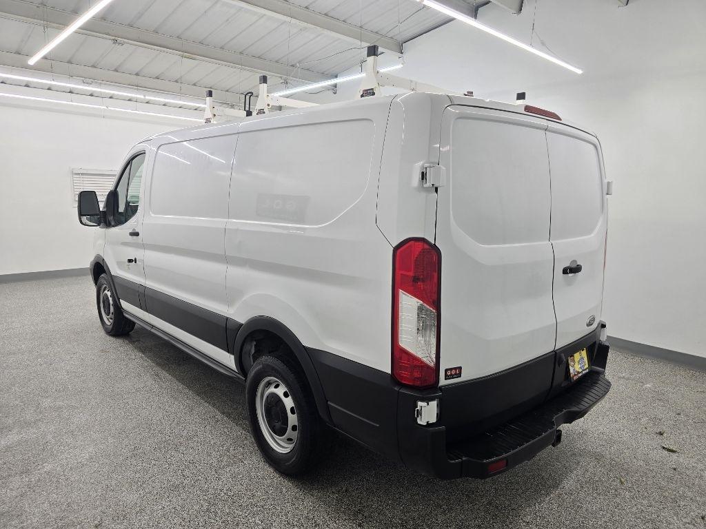Ford Transit 250 Van Low Roof w/Sliding Pass. 130-in. WB 2019