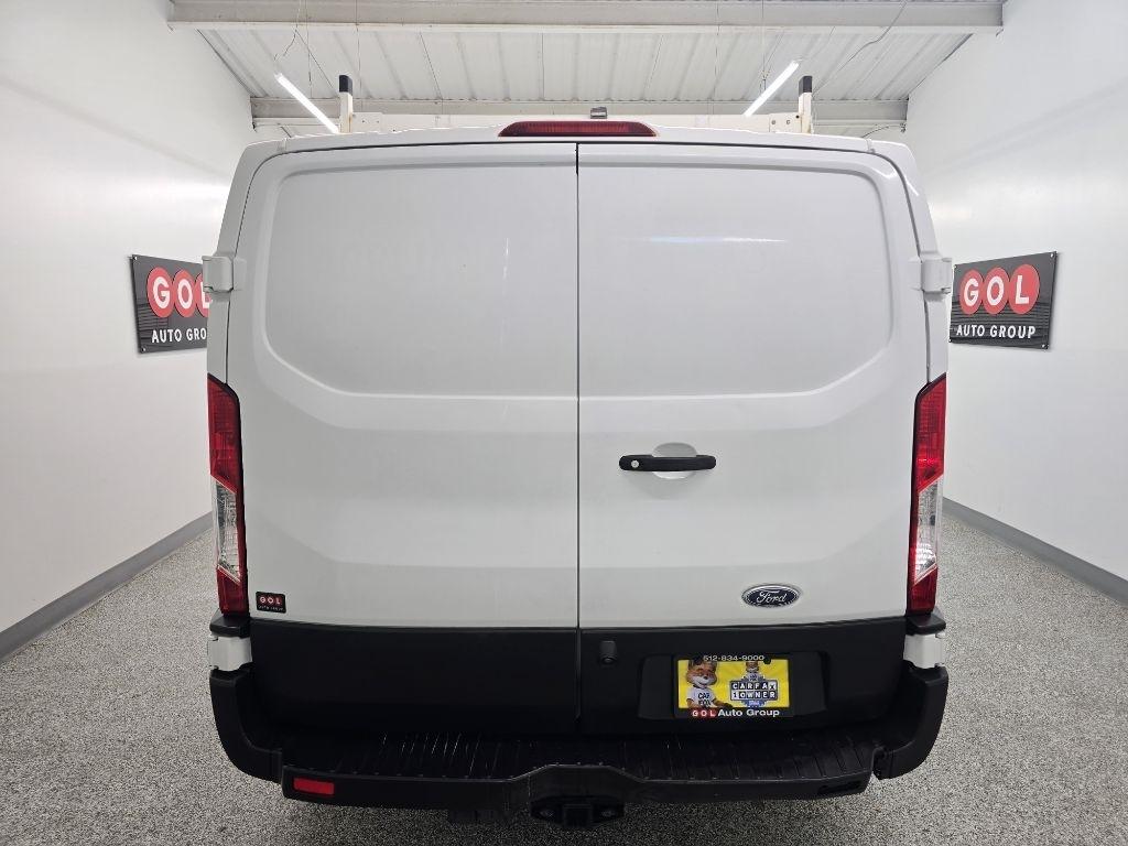 Ford Transit 250 Van Low Roof w/Sliding Pass. 130-in. WB 2019
