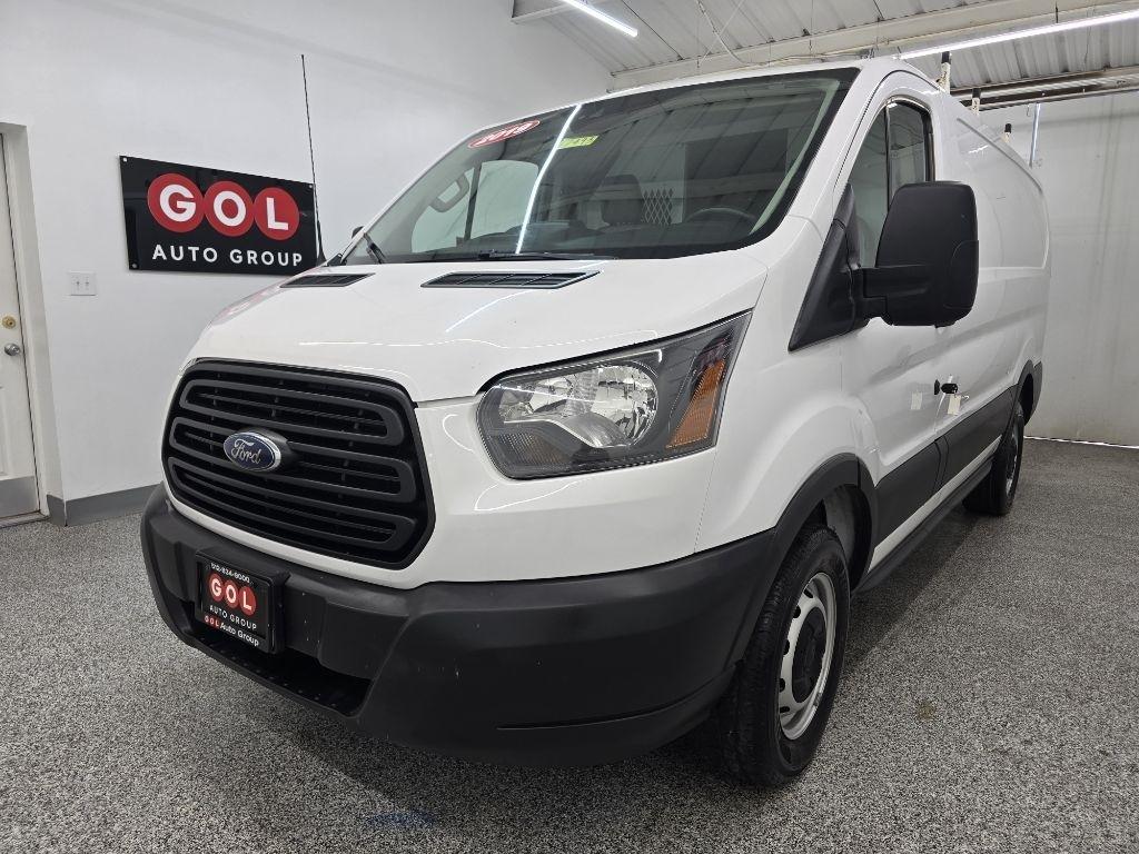 Ford Transit 250 Van Low Roof w/Sliding Pass. 130-in. WB 2019