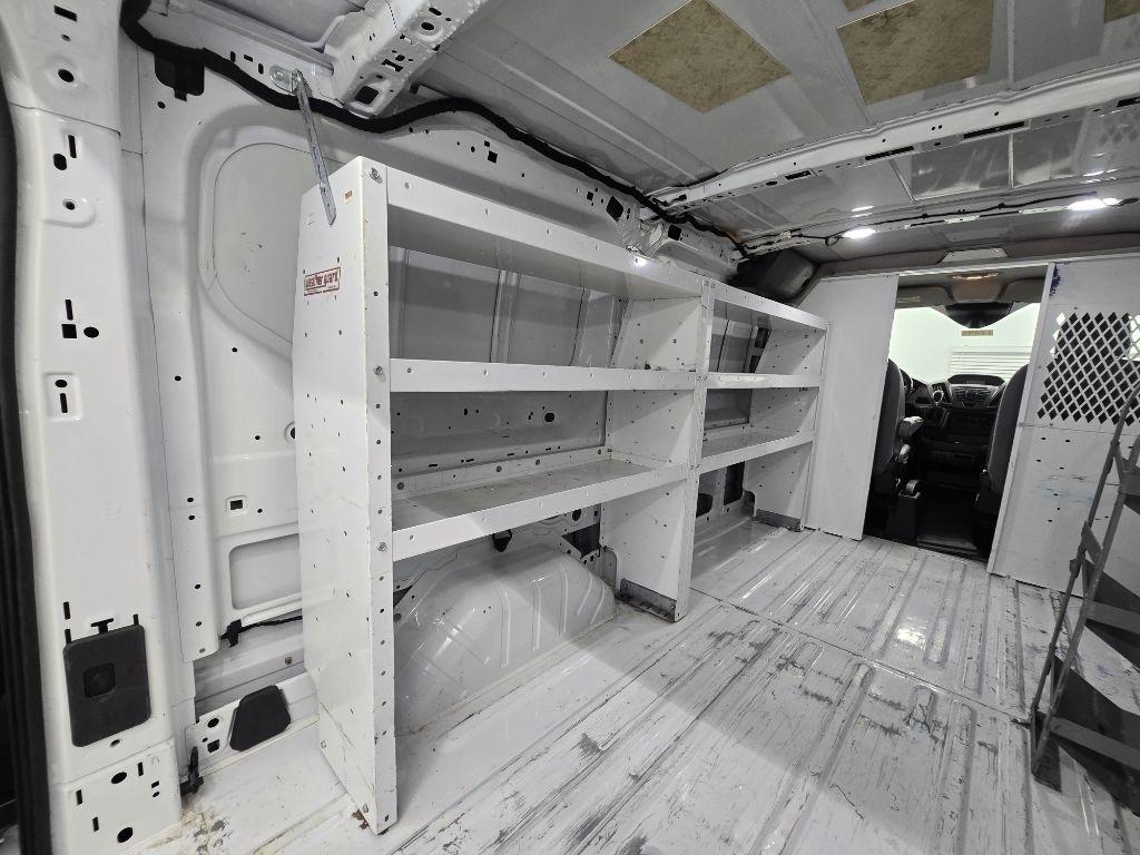 Ford Transit 250 Van Low Roof w/Sliding Pass. 130-in. WB 2019