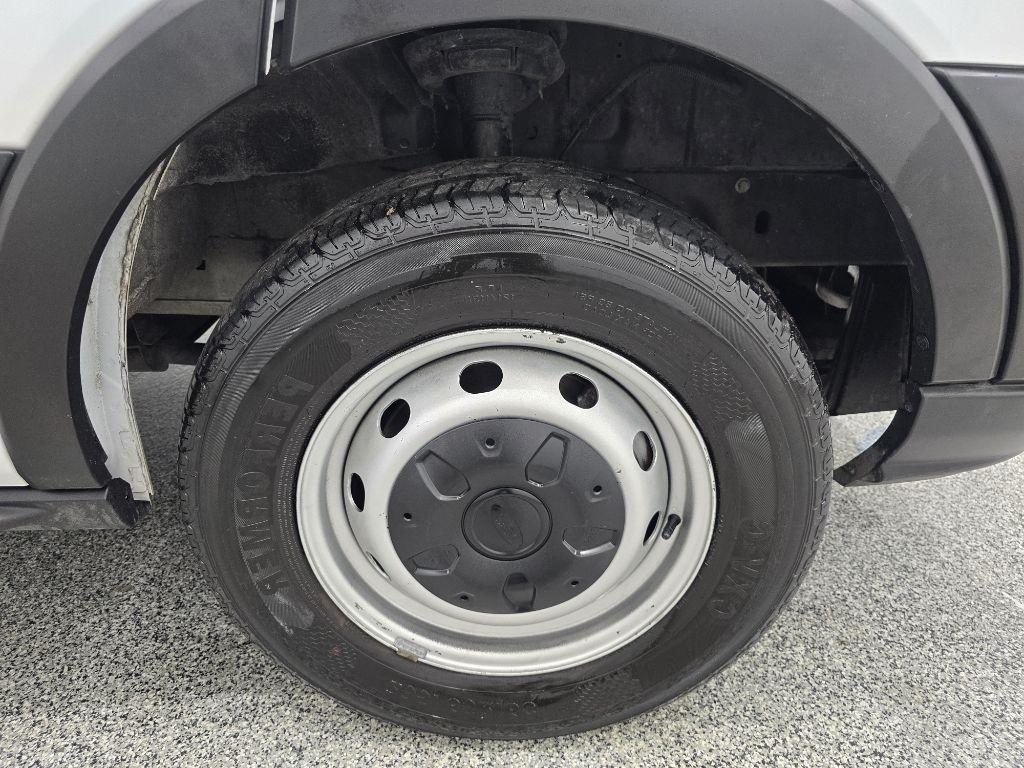 Ford Transit 250 Van Low Roof w/Sliding Pass. 130-in. WB 2019