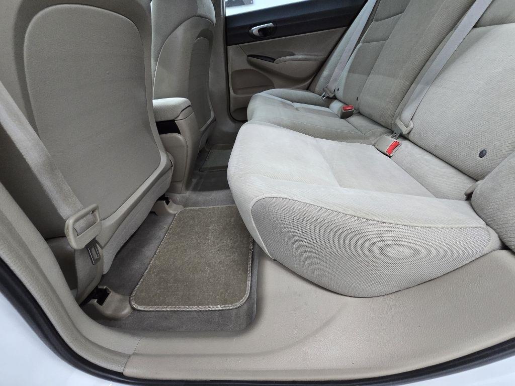 Honda Civic LX Sedan 5-Speed AT 2009