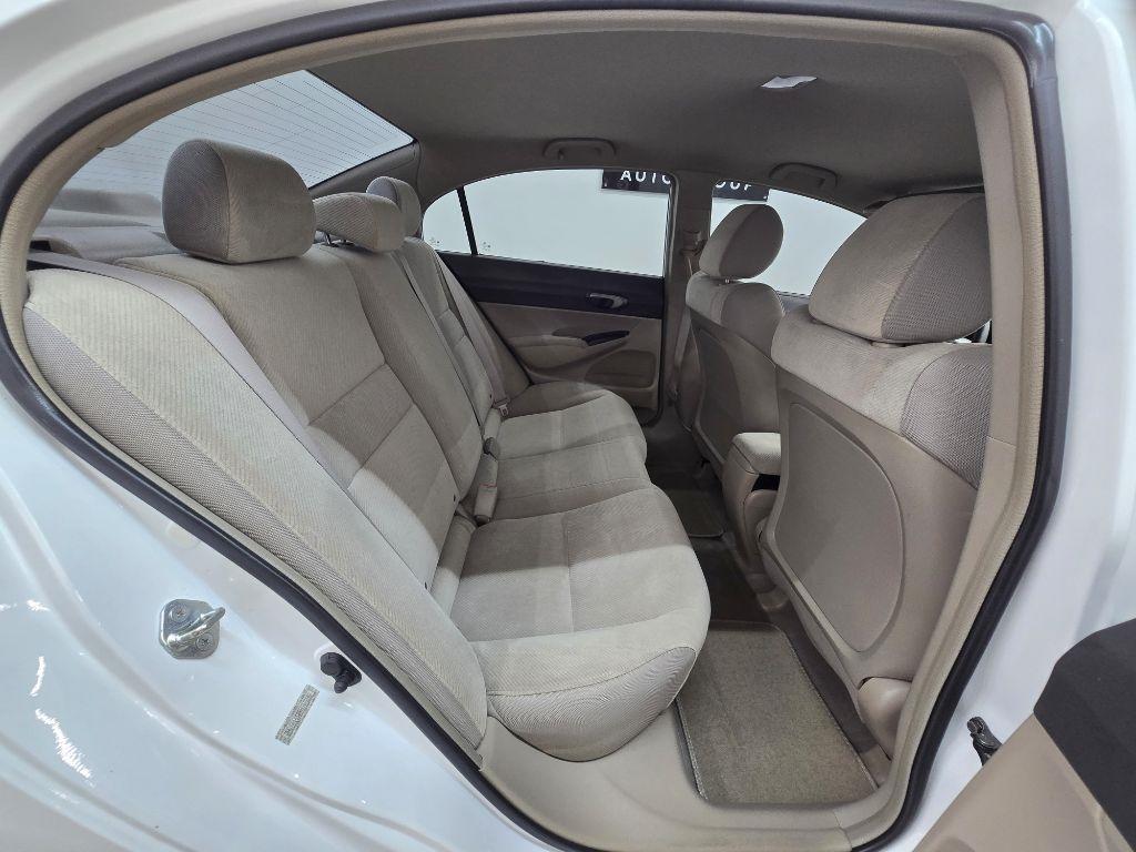 Honda Civic LX Sedan 5-Speed AT 2009