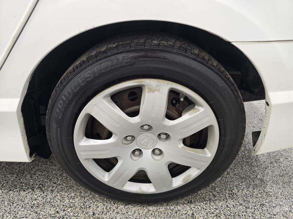 Honda Civic LX Sedan 5-Speed AT 2009