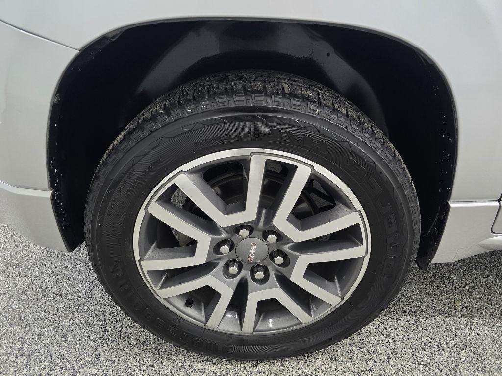 GMC Acadia Denali FWD 2014