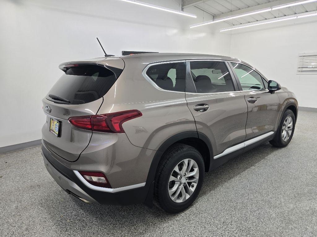 Hyundai Santa Fe SE 2.4 2020