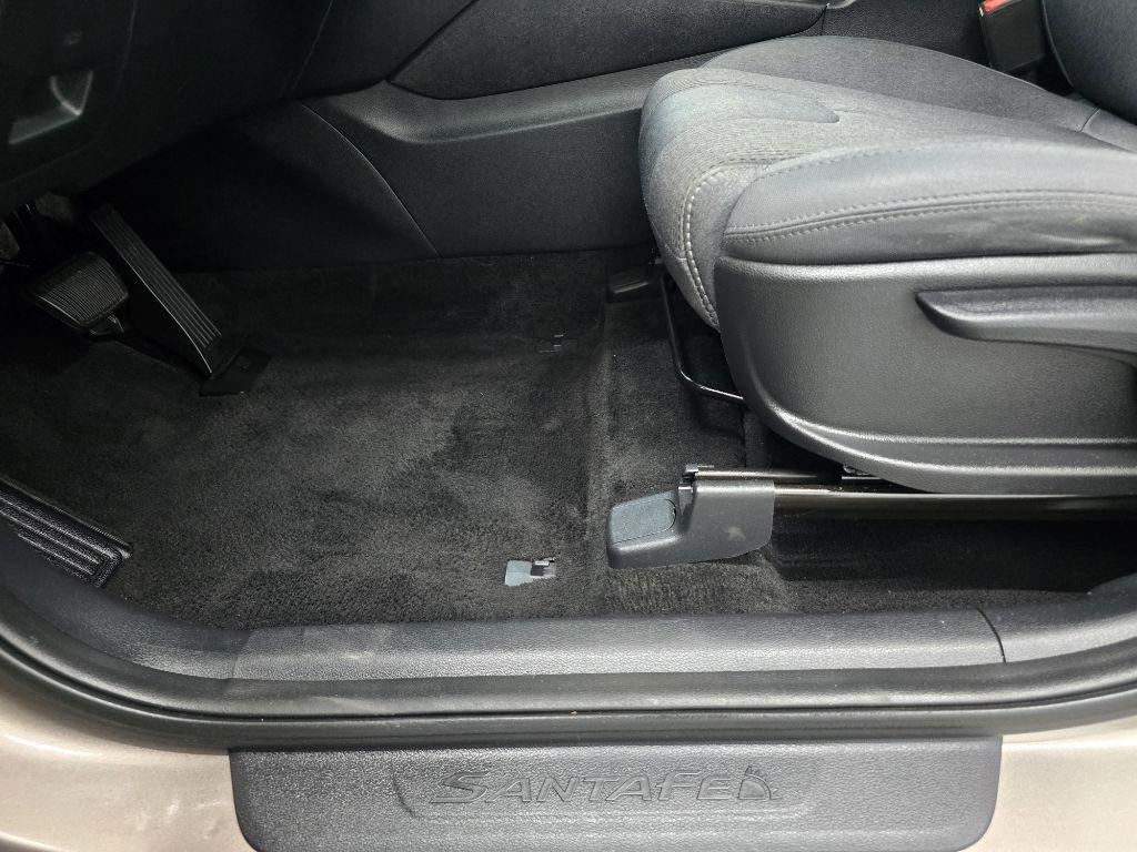 Hyundai Santa Fe SE 2.4 2020