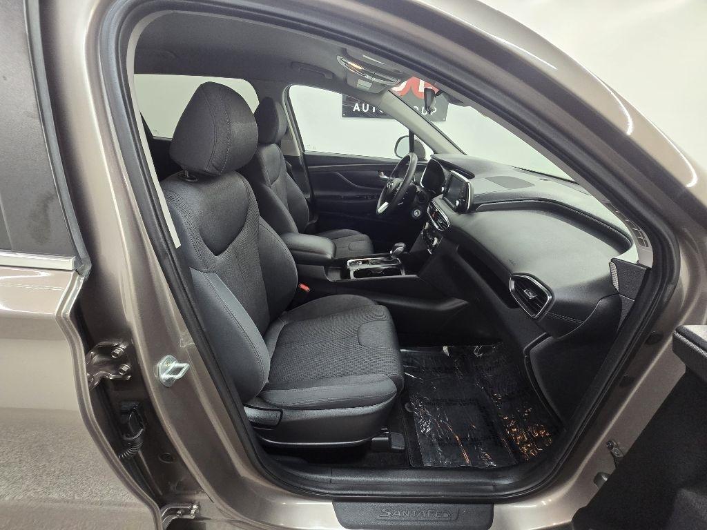 Hyundai Santa Fe SE 2.4 2020