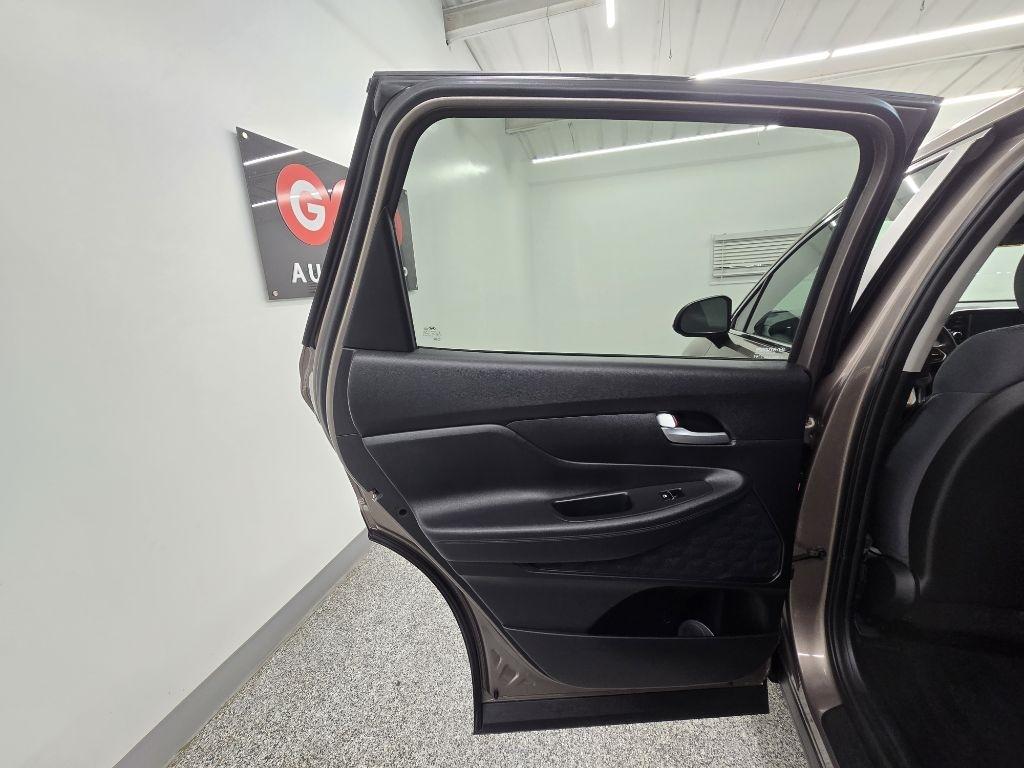 Hyundai Santa Fe SE 2.4 2020