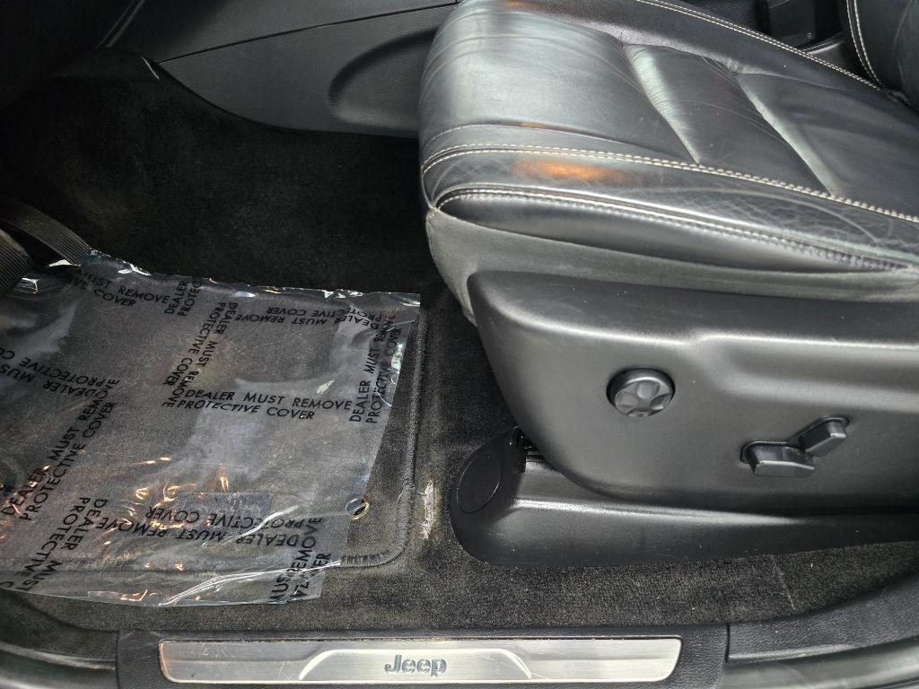 Jeep Grand Cherokee Limited 2WD 2015