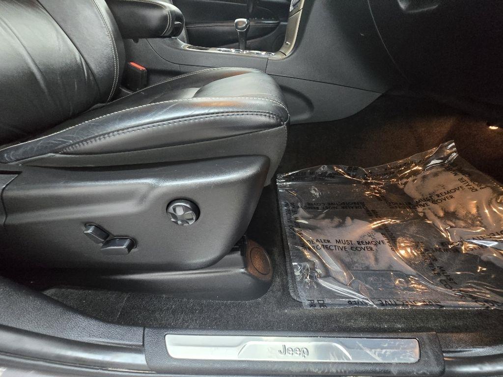 Jeep Grand Cherokee Limited 2WD 2015