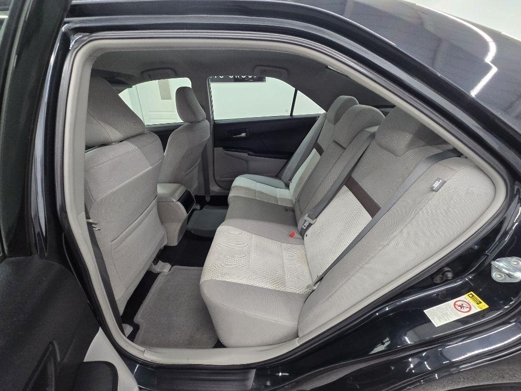Toyota Camry L 2012