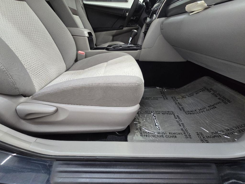 Toyota Camry L 2012