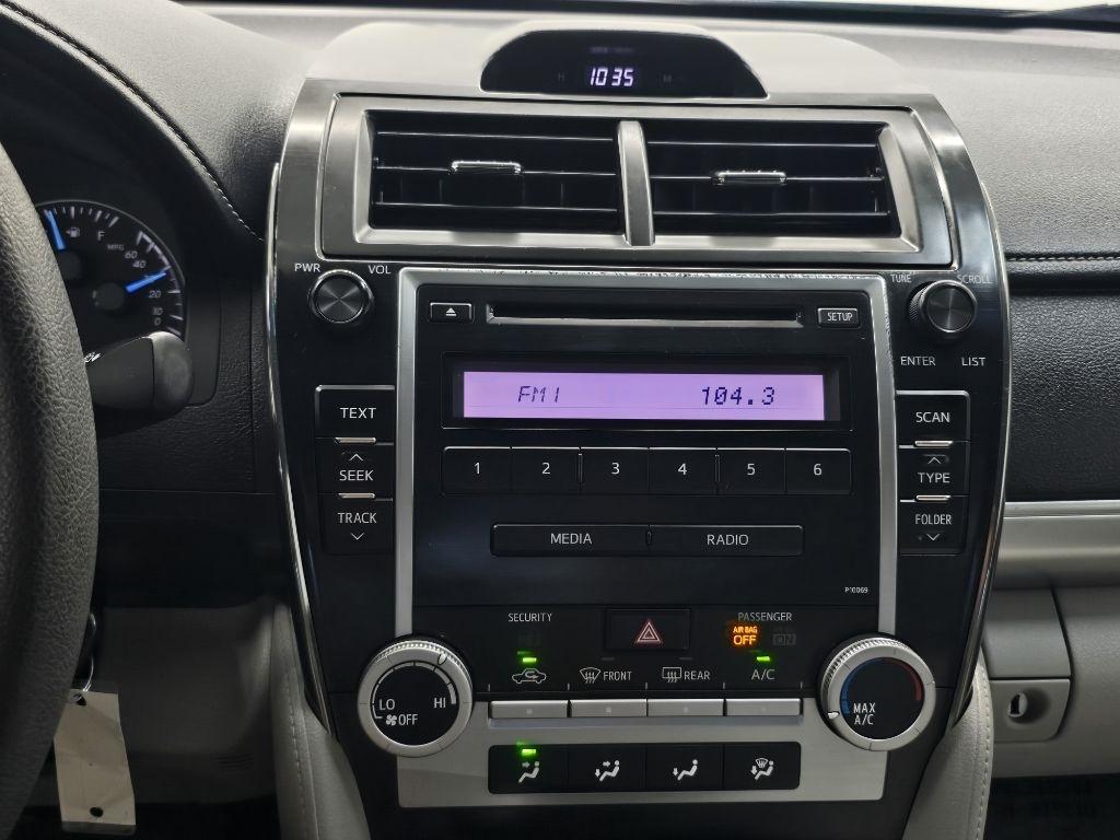 Toyota Camry L 2012