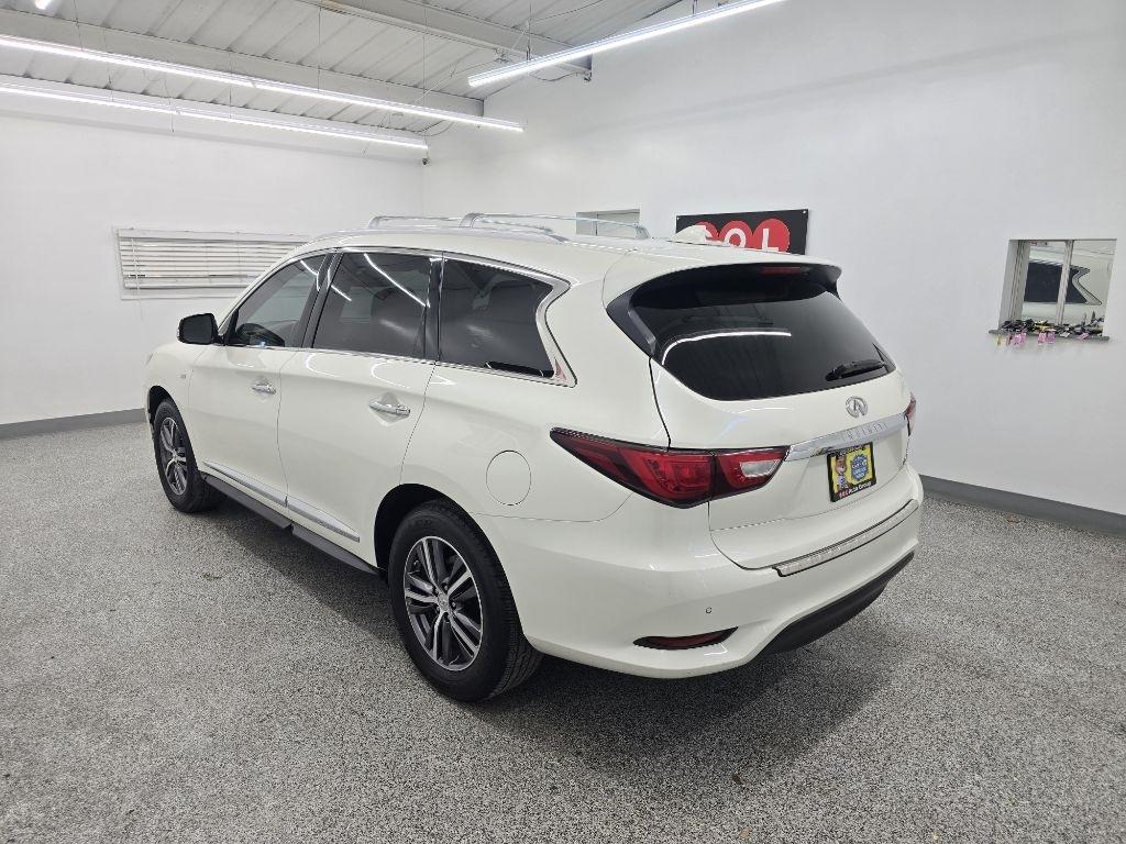 Infiniti QX60 Base FWD 2017