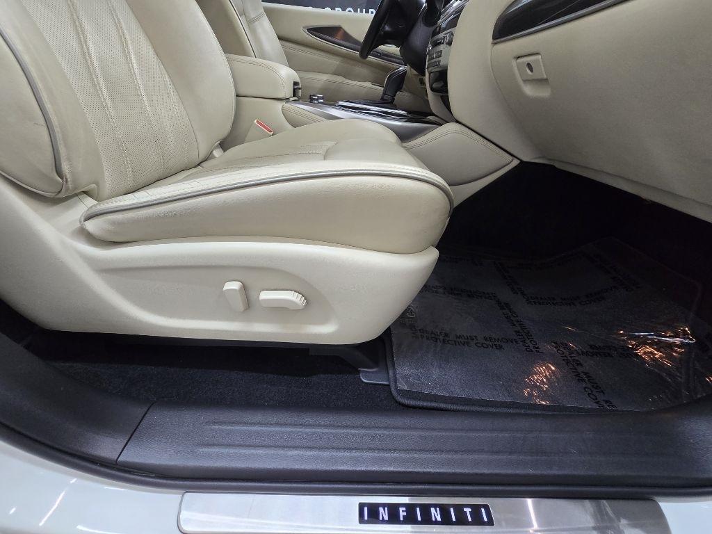 Infiniti QX60 Base FWD 2017