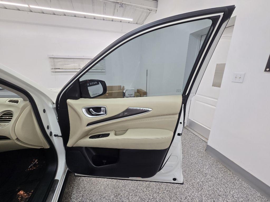 Infiniti QX60 Base FWD 2017