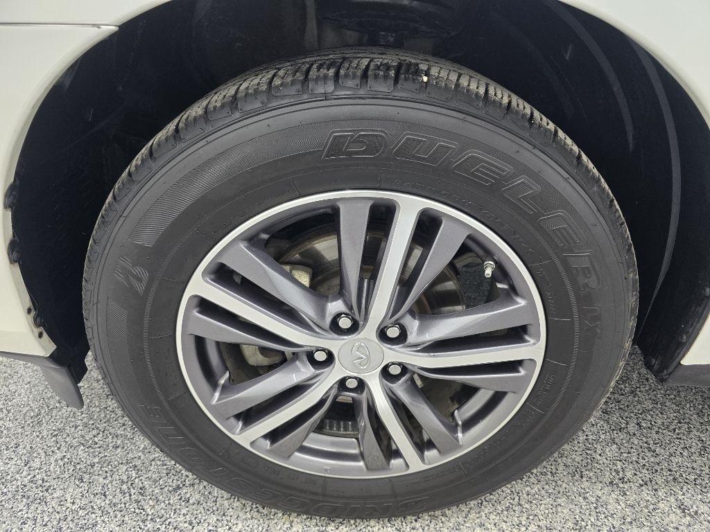Infiniti QX60 Base FWD 2017