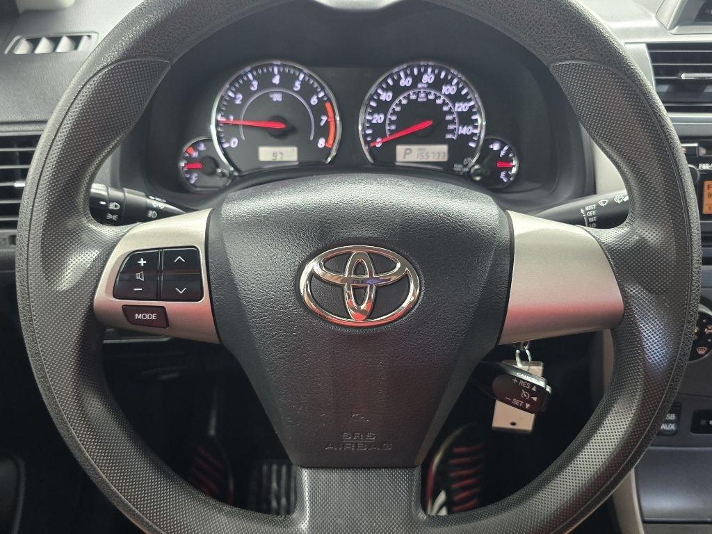 Toyota Corolla S 5-Speed MT 2012