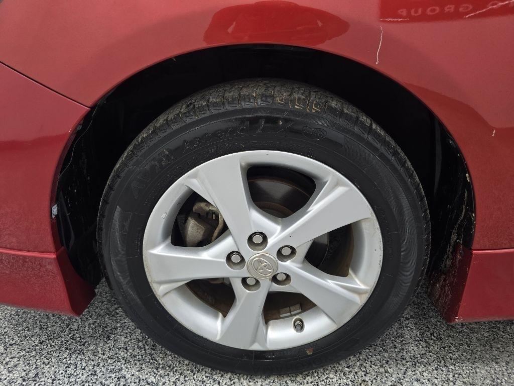 Toyota Corolla S 5-Speed MT 2012