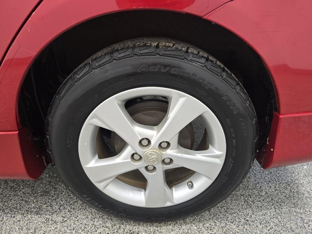 Toyota Corolla S 5-Speed MT 2012