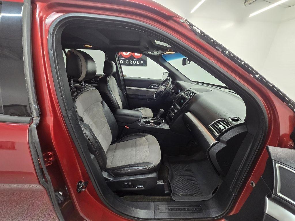 Ford Explorer XLT FWD 2017