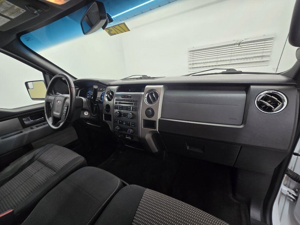 Ford F-150 XL SuperCab 6.5-ft. Bed 2WD 2012