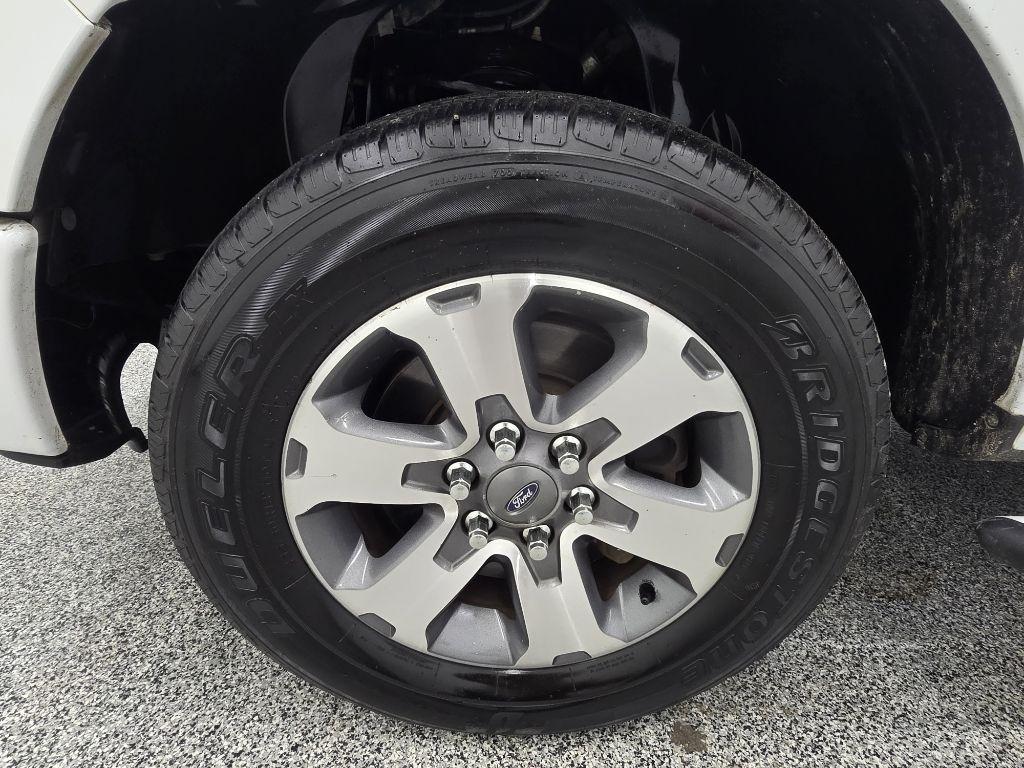 Ford F-150 XL SuperCab 6.5-ft. Bed 2WD 2012