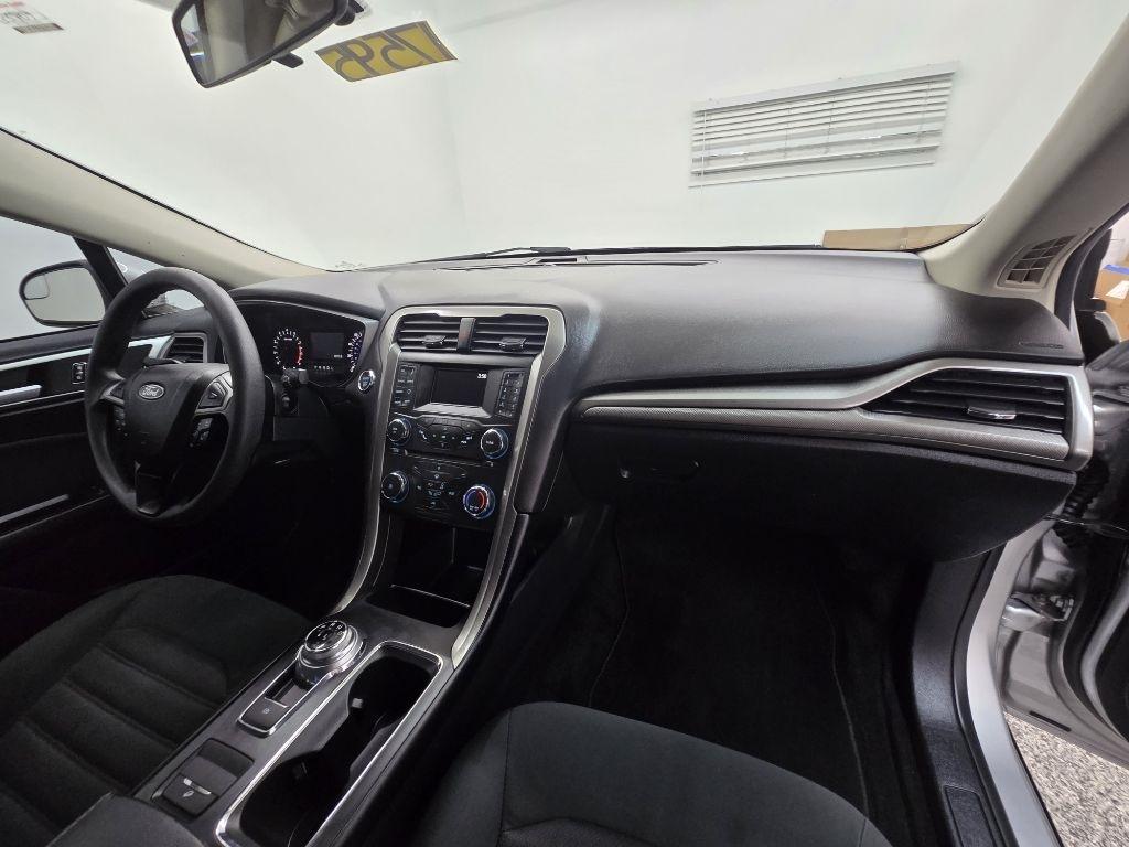 Ford Fusion SE 2018