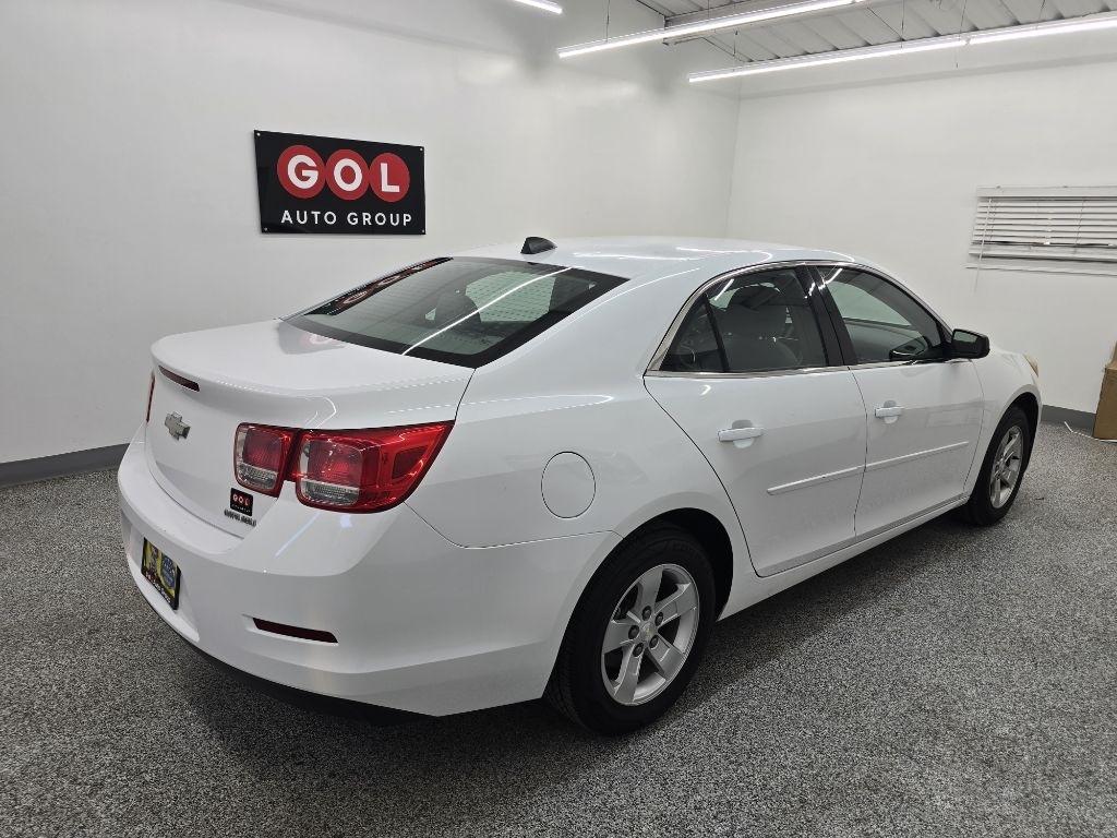 Chevrolet Malibu LS 2013