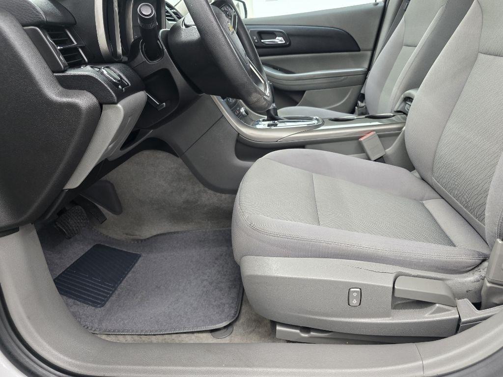 Chevrolet Malibu LS 2013