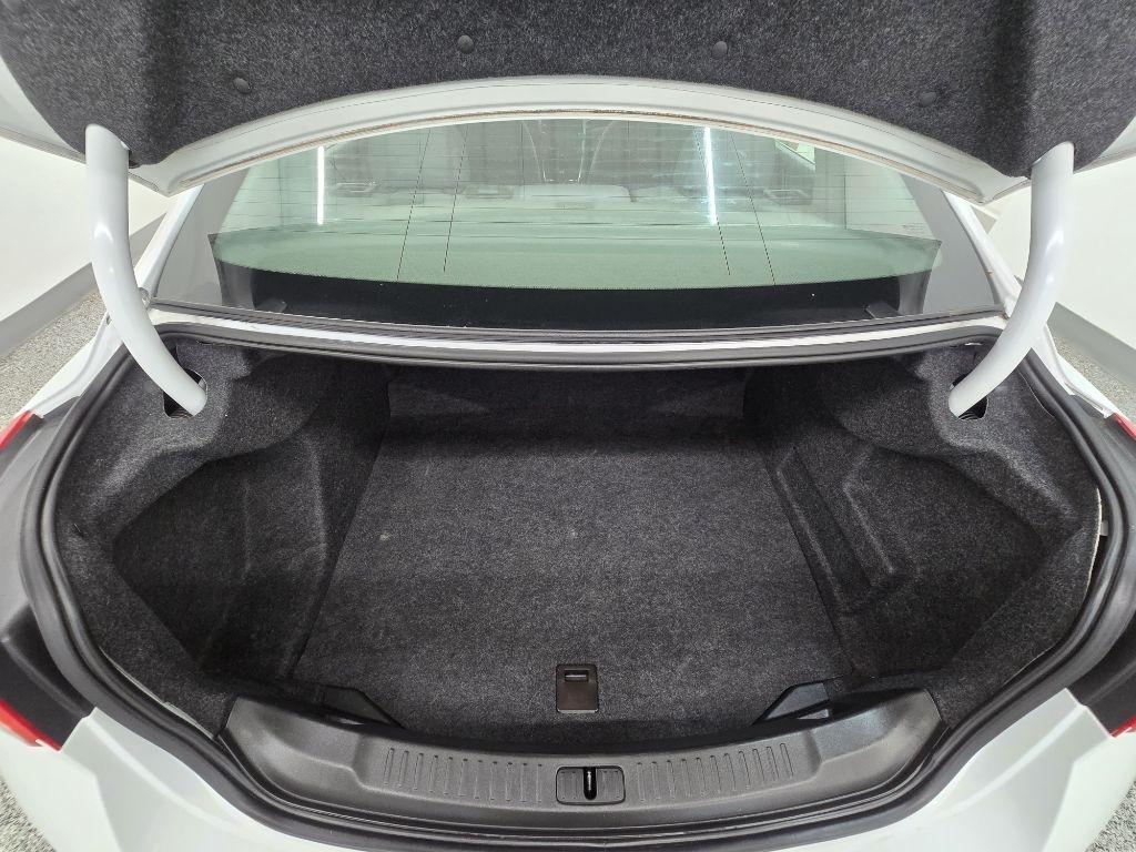 Chevrolet Malibu LS 2013