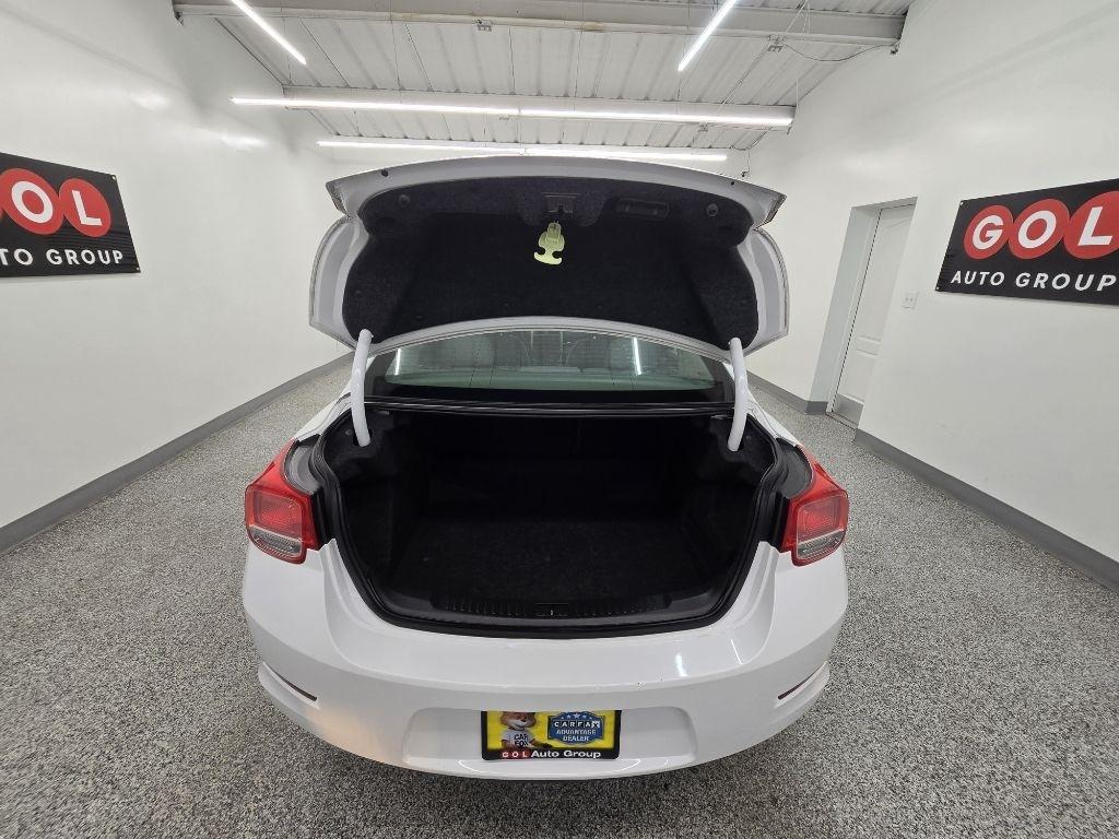 Chevrolet Malibu LS 2013
