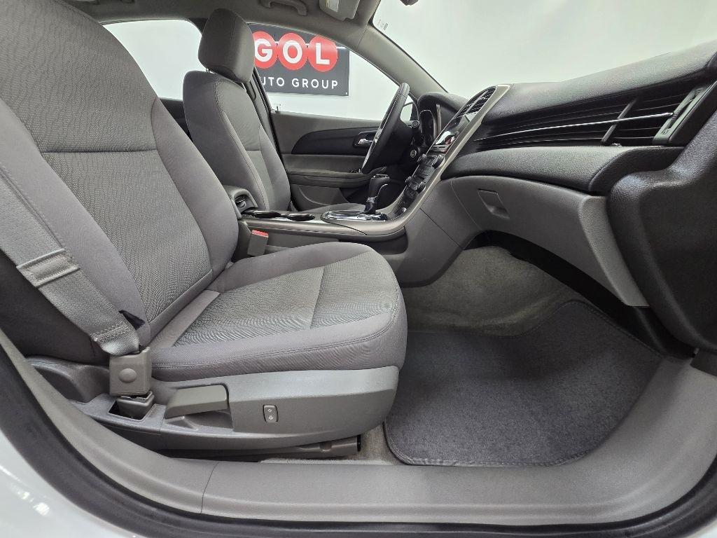 Chevrolet Malibu LS 2013
