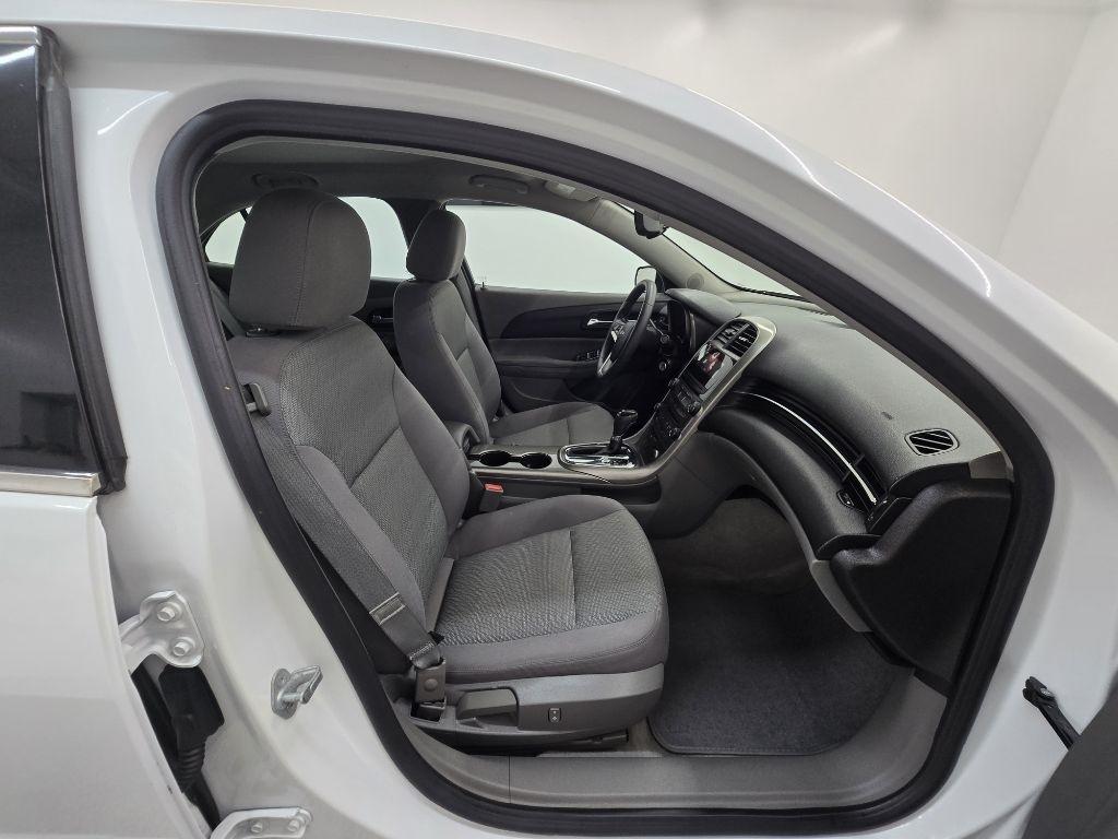Chevrolet Malibu LS 2013