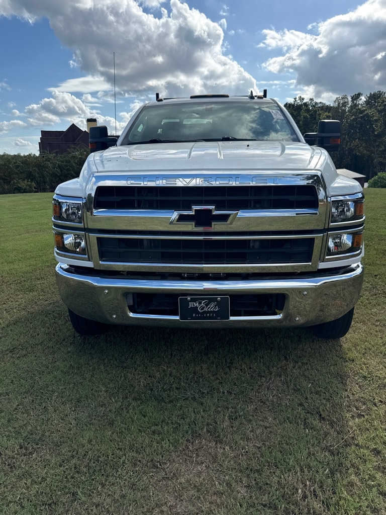 2019 Chevrolet Silverado Medium Duty FLATBED  WORK TRUCK