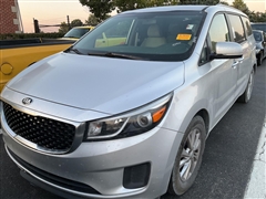 2016 Kia Sedona 