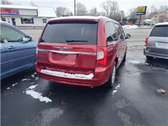 2012 Chrysler Town & Country 