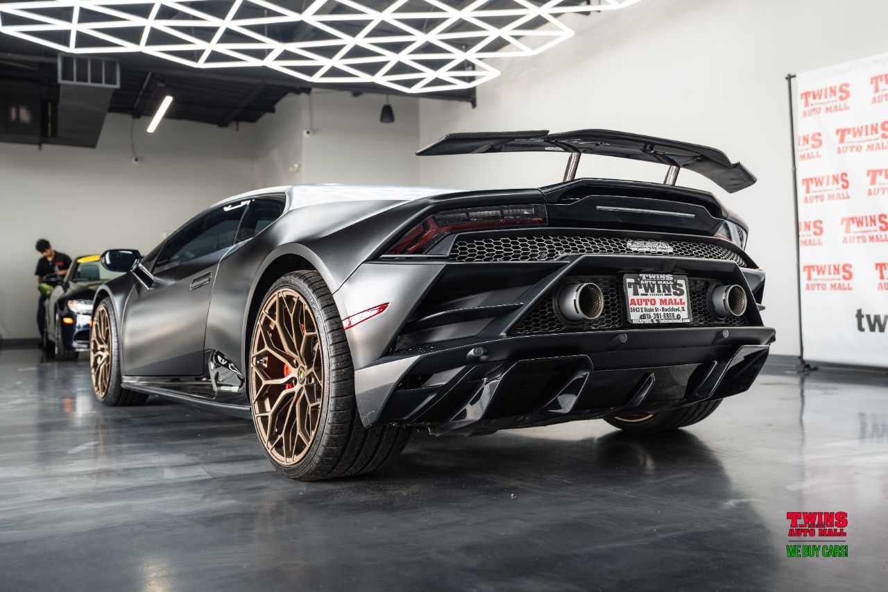 Lamborghini Huracan EVO Coupe 2020