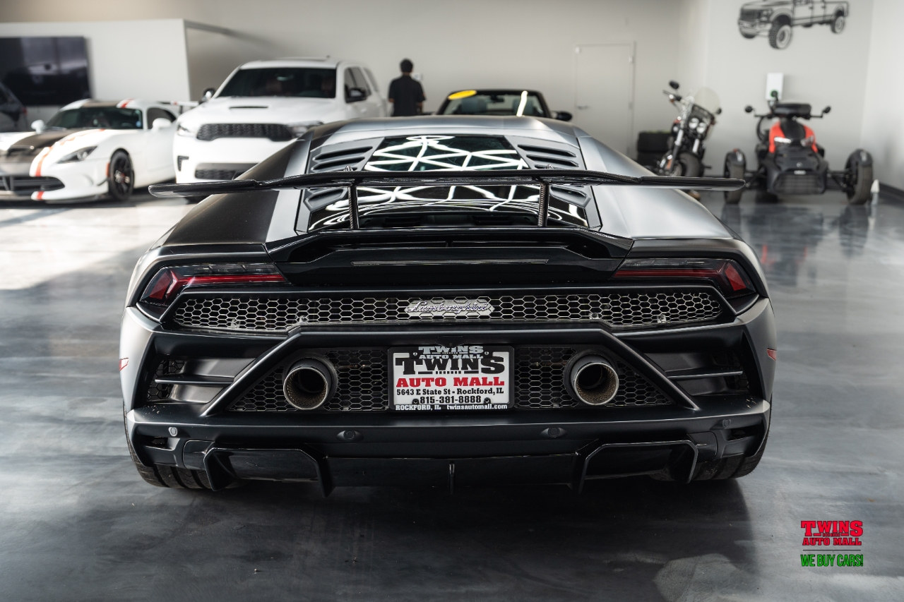 Lamborghini Huracan EVO Coupe 2020