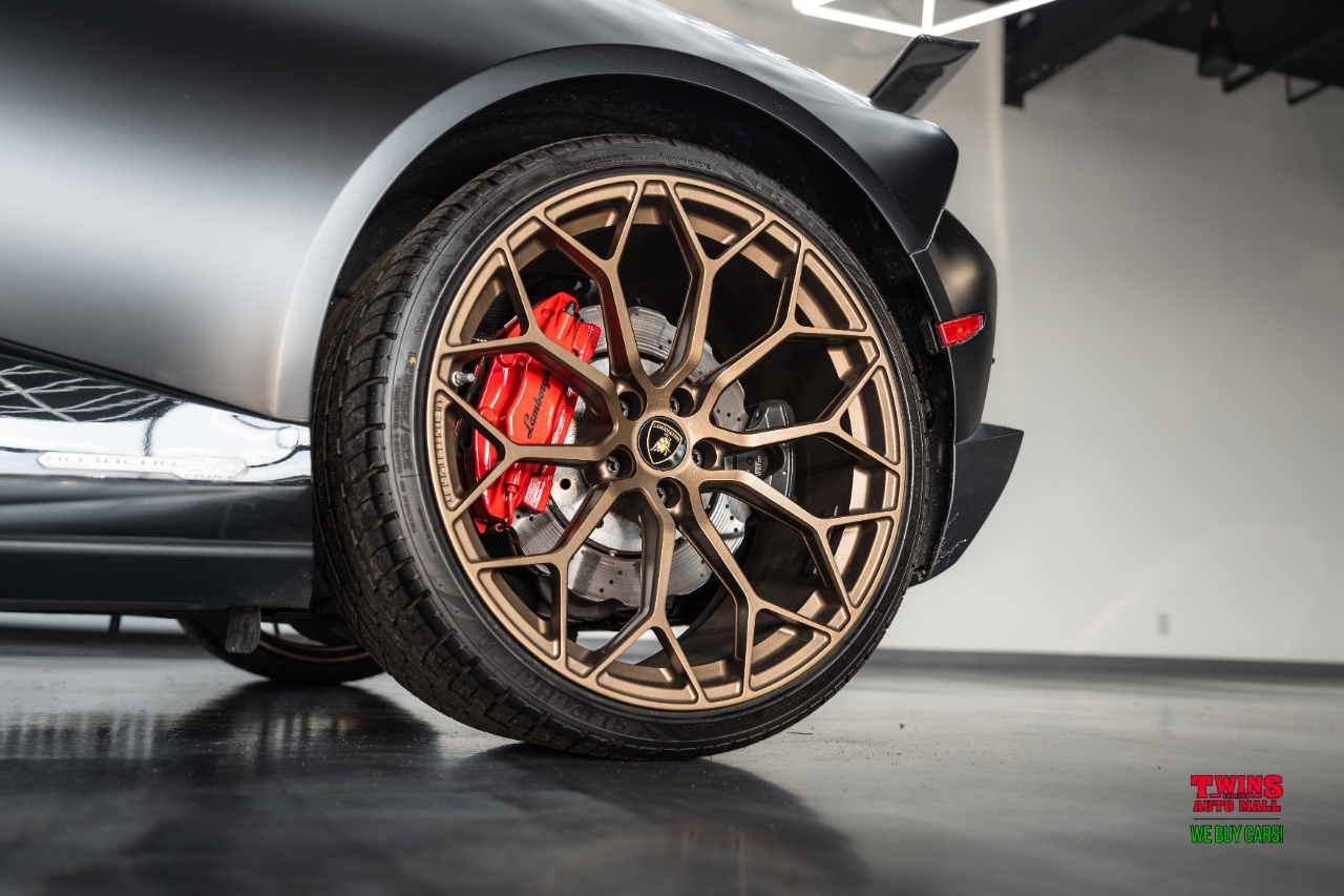 Lamborghini Huracan EVO Coupe 2020