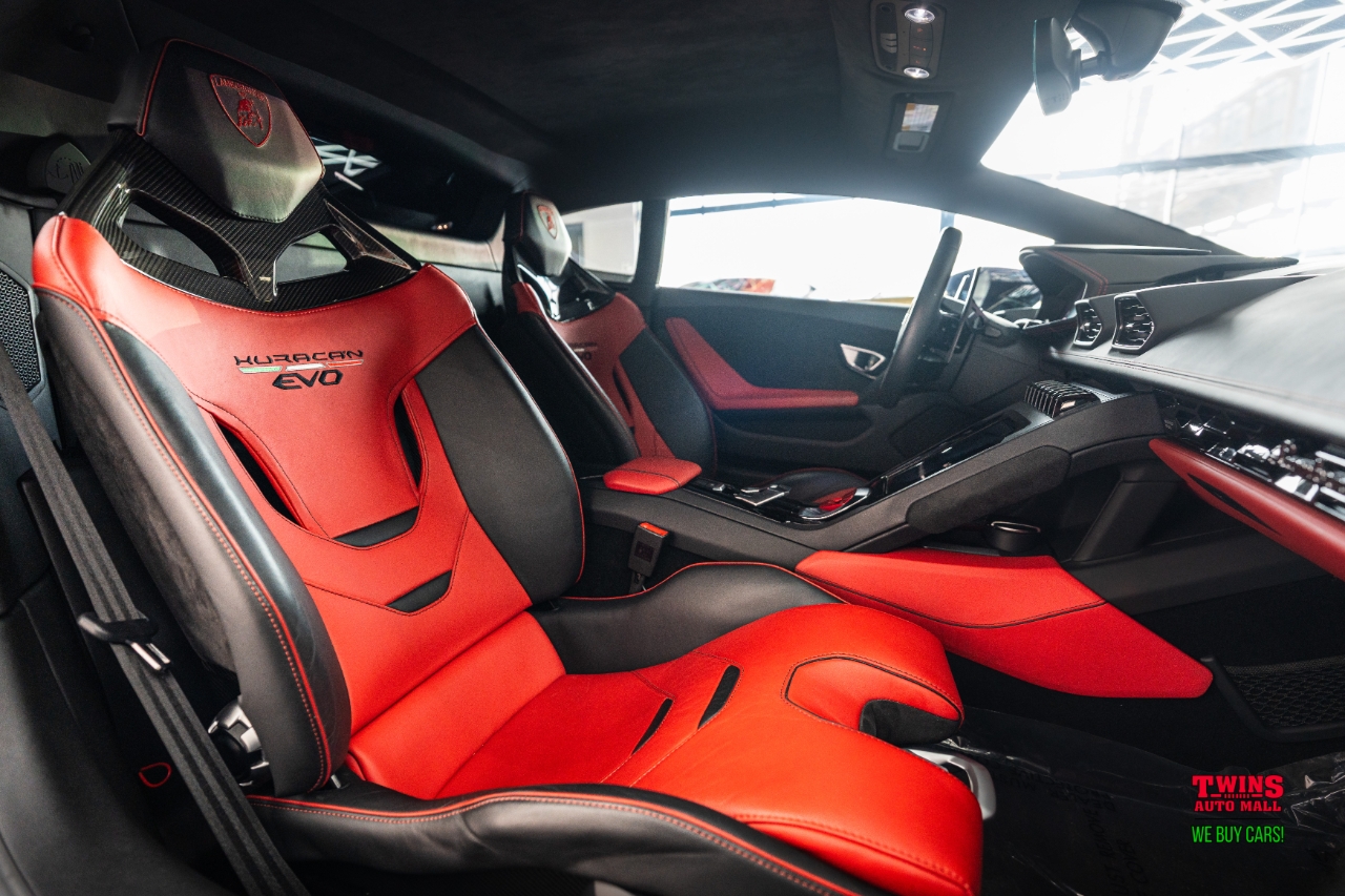 Lamborghini Huracan EVO Coupe 2020