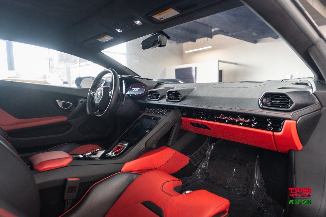 Lamborghini Huracan EVO Coupe 2020