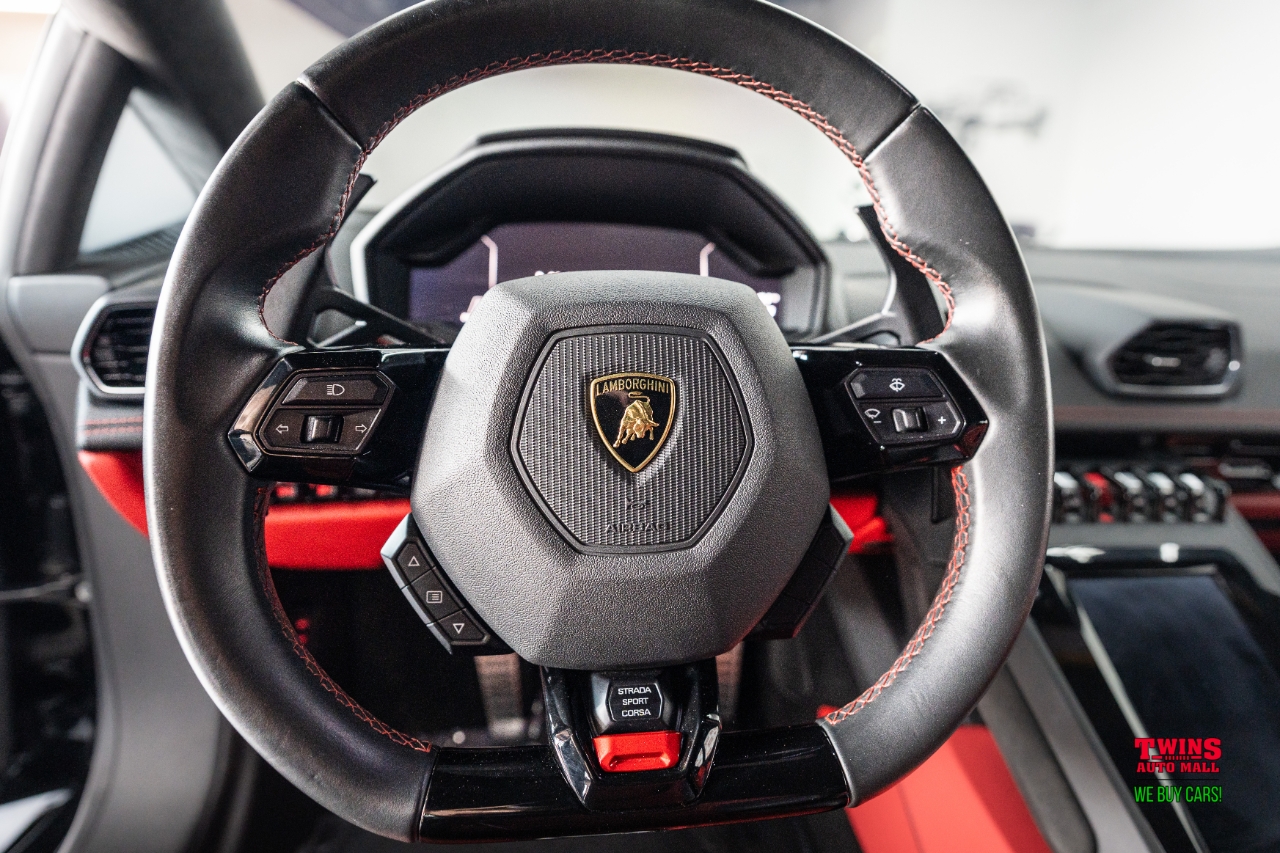 Lamborghini Huracan EVO Coupe 2020