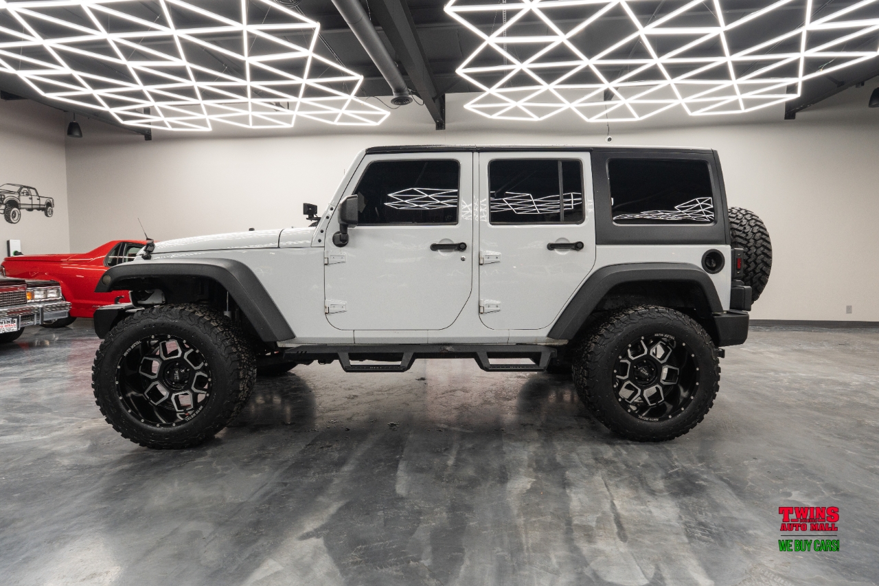 Jeep Wrangler Unlimited Sport 4WD 2017