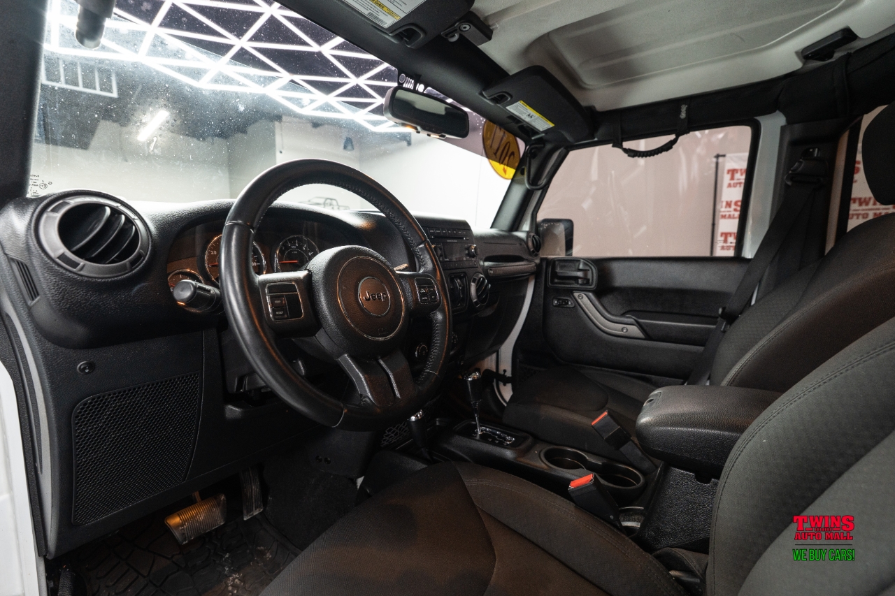 Jeep Wrangler Unlimited Sport 4WD 2017