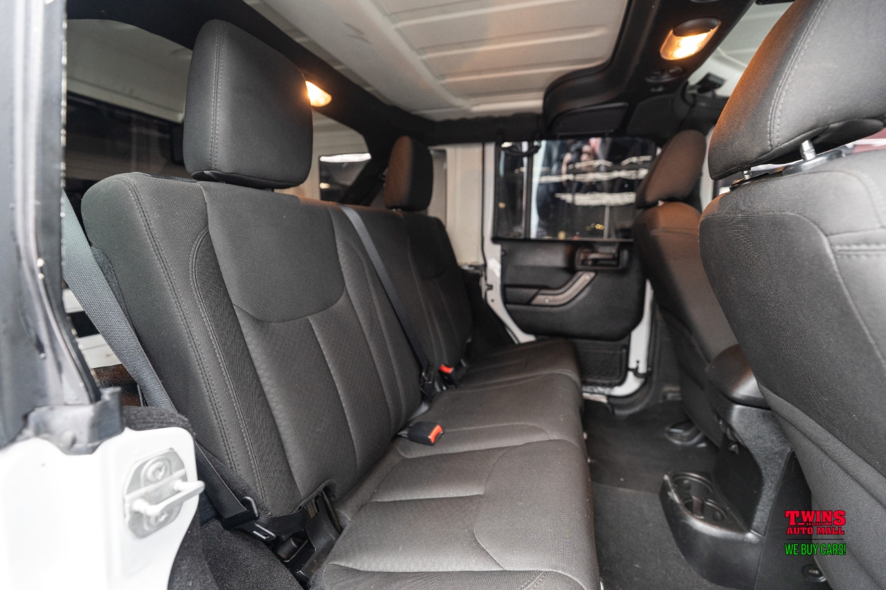 Jeep Wrangler Unlimited Sport 4WD 2017