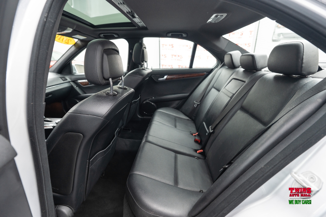 Mercedes-Benz C-Class C300 4MATIC Sport Sedan 2010